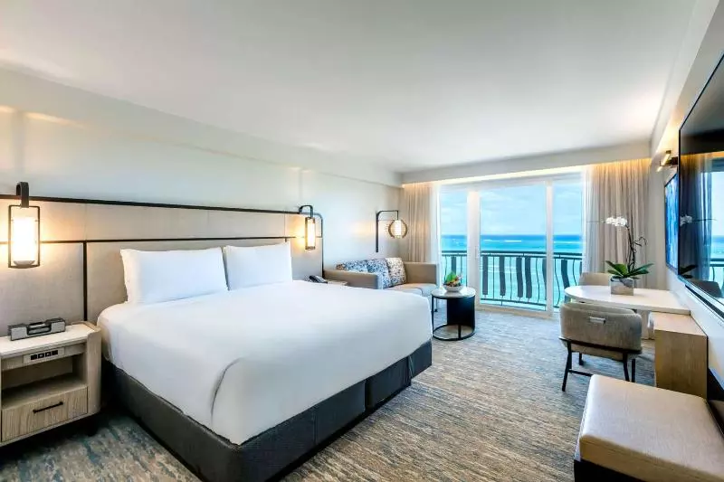 اتاق استاندارد با تخت بزرگ, The Royal Sonesta San Juan