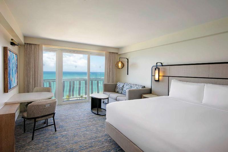 اتاق استاندارد با تخت بزرگ, The Royal Sonesta San Juan