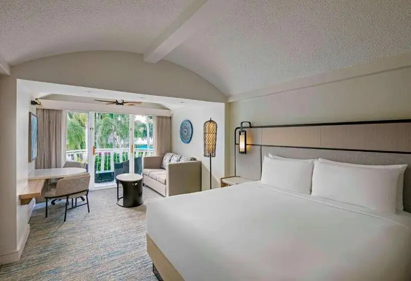 Club Room King Bed, The Royal Sonesta San Juan