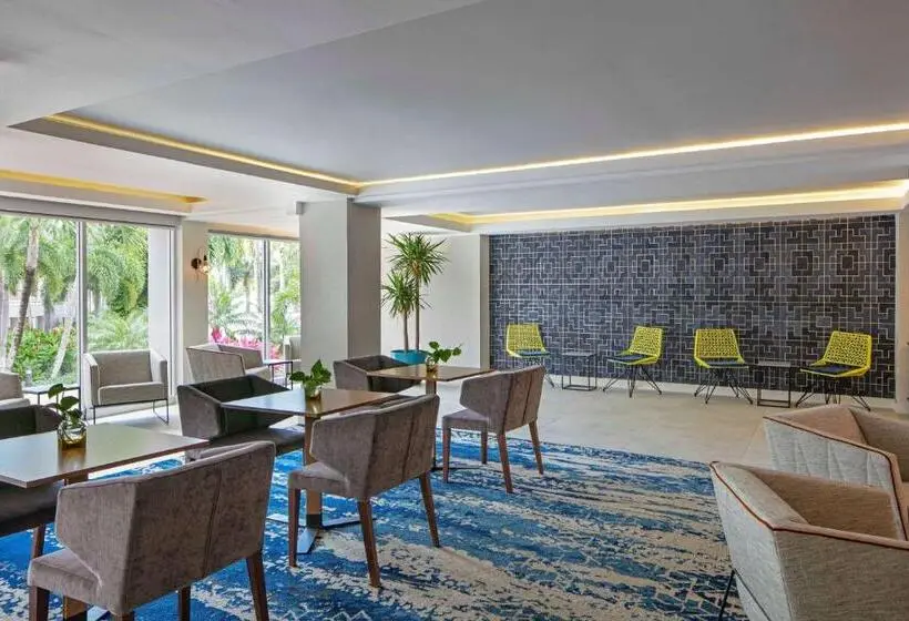 اتاق استاندارد برای معلولان, The Royal Sonesta San Juan