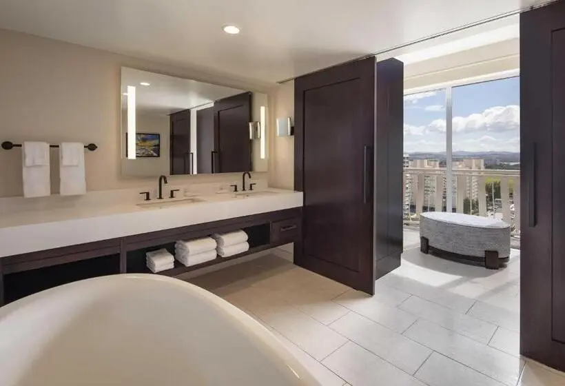 Executive Junior Suite