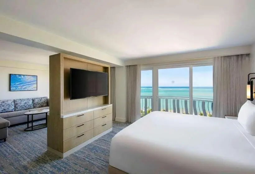 سوئیت اجرایی با تخت کینگ, The Royal Sonesta San Juan