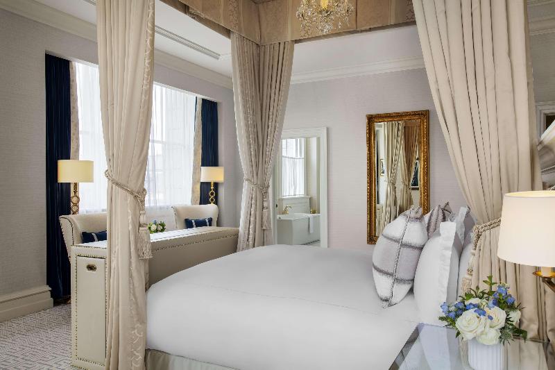 اتاق سوپریور با چشم‌انداز باغ, The Edgewater Resort & Spa
