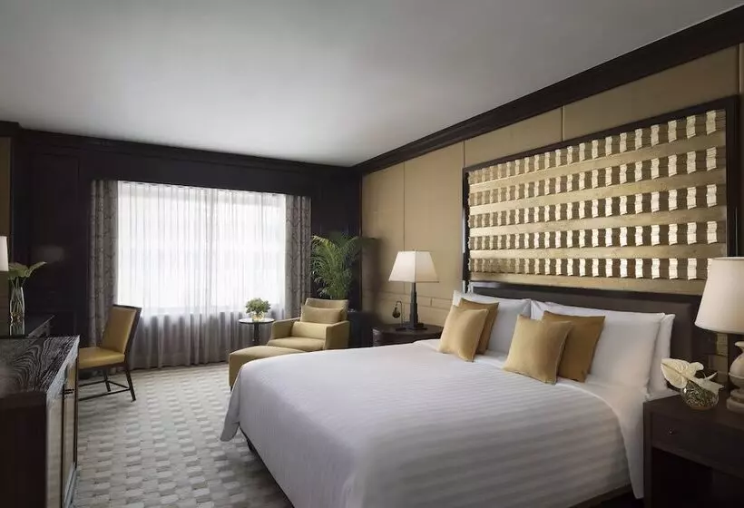 سوئیت رویال, Anantara Siam Bangkok