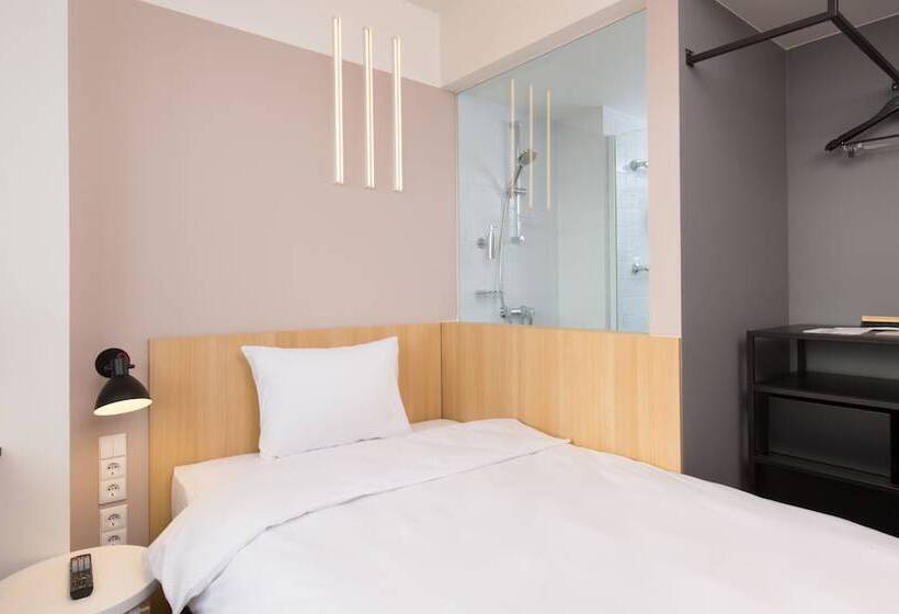 标准单人间, Azimut Hotel Smolenskaya Moscow