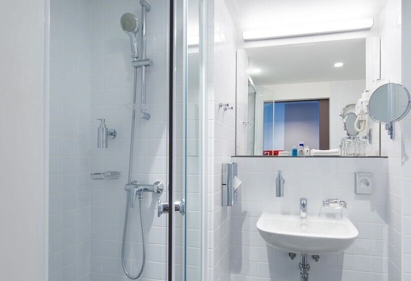 Номер Стандарт, Azimut Hotel Smolenskaya Moscow