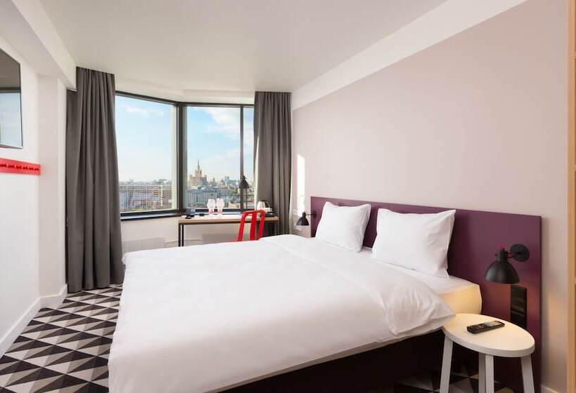 标准间, Azimut Hotel Smolenskaya Moscow