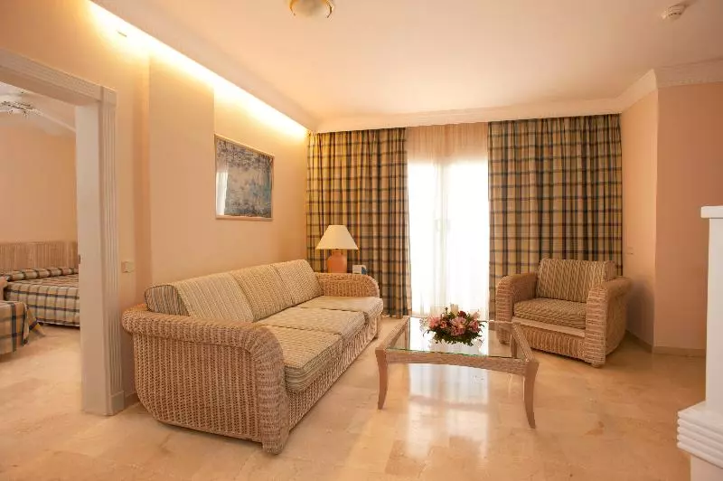 اتاق استاندارد یک نفره, Coach House Hotel & Spa Tzaneen