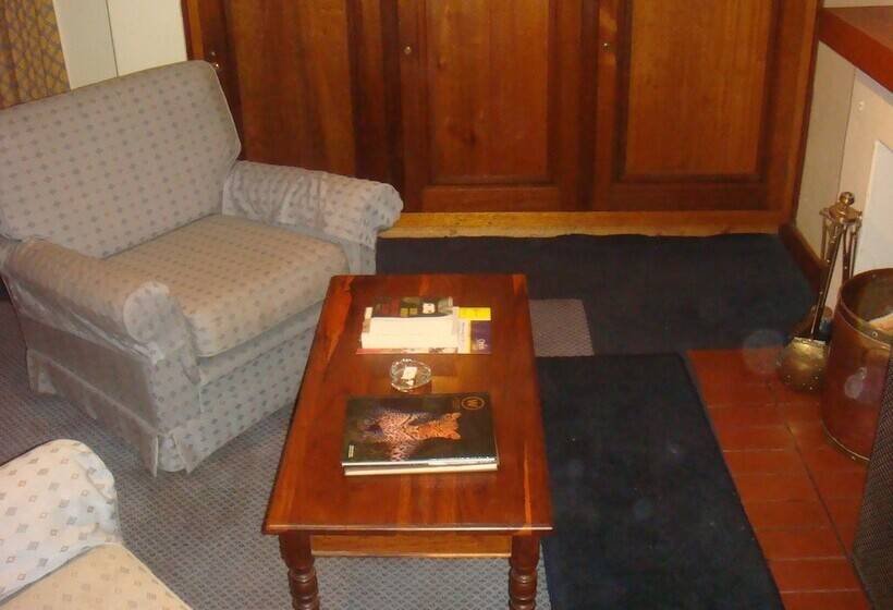 디럭스 룸, Coach House Hotel & Spa Tzaneen