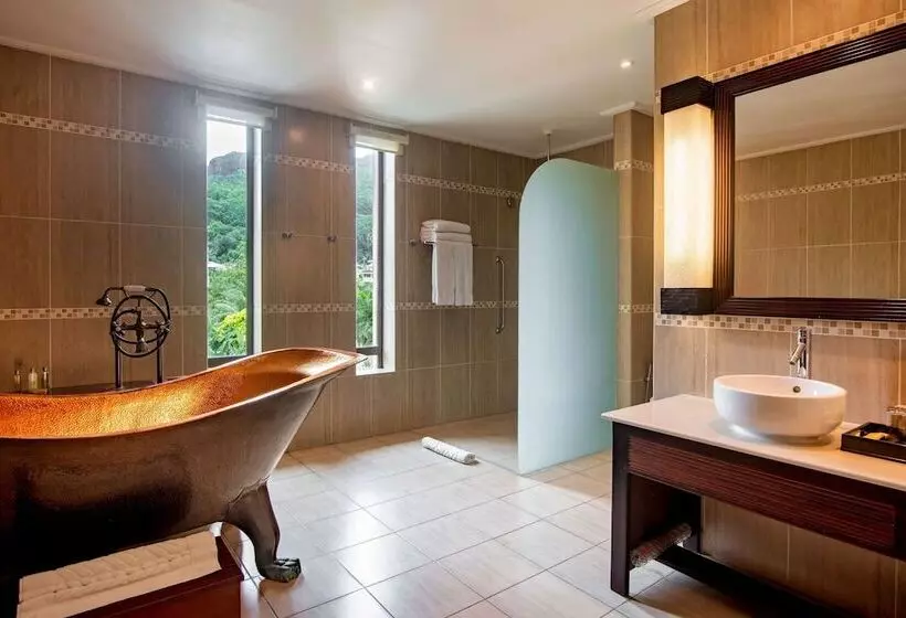 اتاق استاندارد با تخت بزرگ, Doubletree By Hilton Seychelles Allamanda Resort & Spa