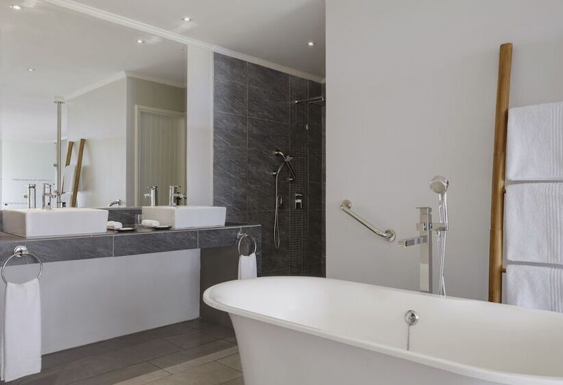 سوئیت اجرایی با چشمانداز دریا, Fisherman S Cove Resort