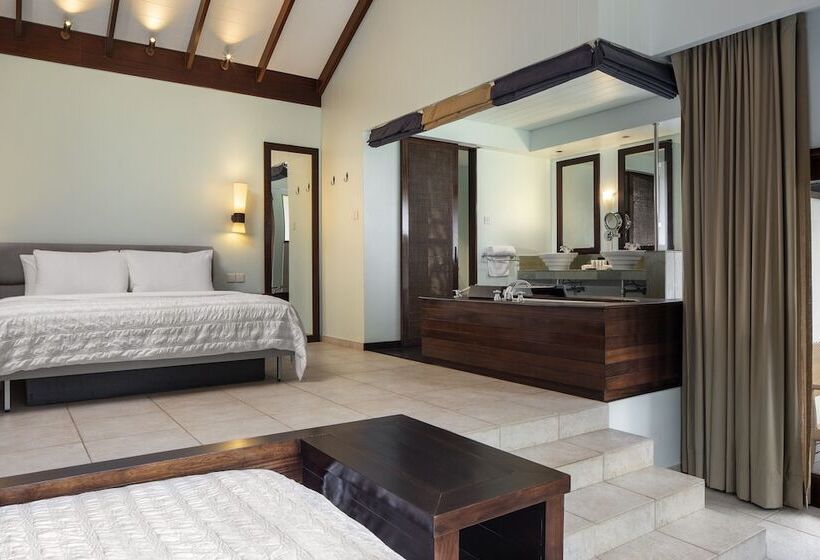 سوییت خانوادگی, Fisherman S  Cove Resort