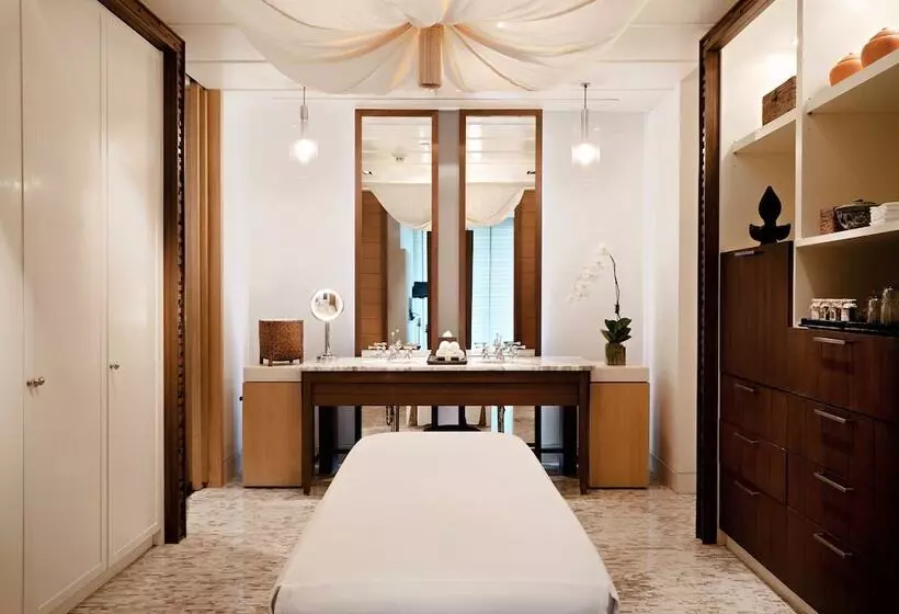 ویلای 1 خوابه, Grand Hyatt Erawan Bangkok