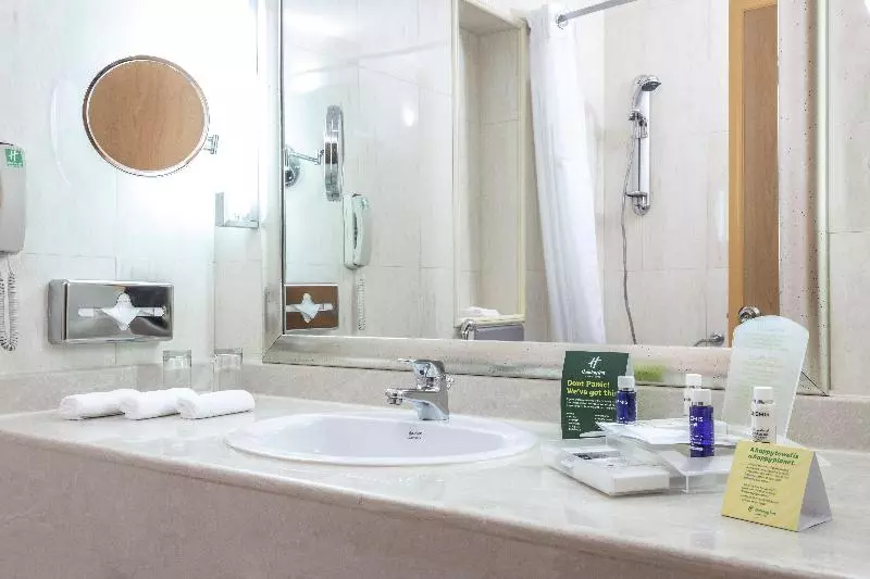 Standard-huone King-vuode, Holiday Inn Yanbu, An Ihg