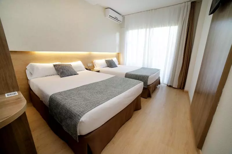 Standard-huone King-vuode, Holiday Inn Yanbu, An Ihg