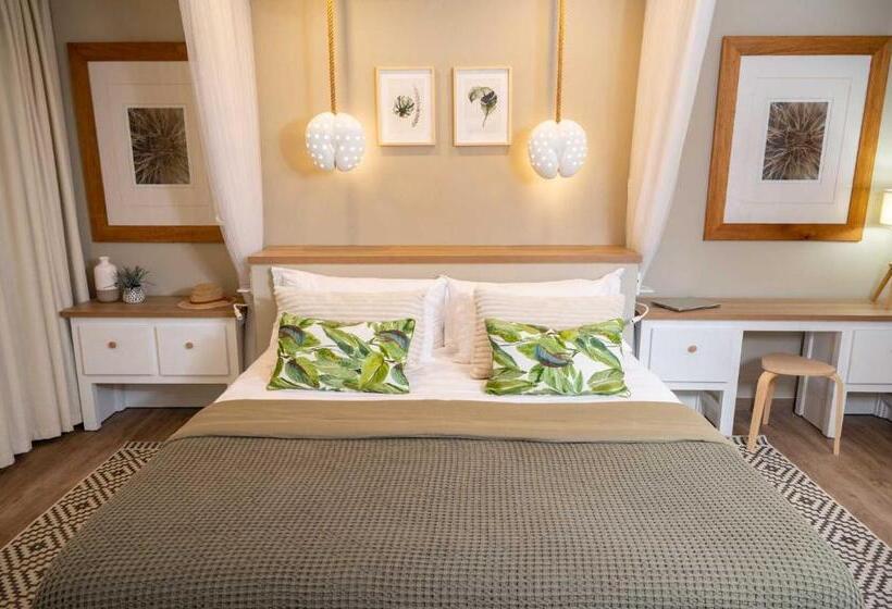 اتاق استاندارد سه نفره, Indian Ocean Lodge