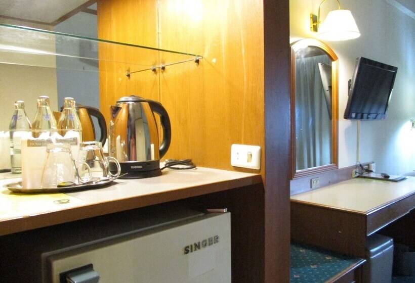 غرفة ديلوكس, Kosit