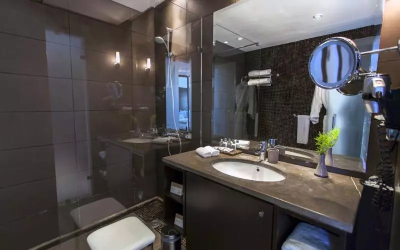 اتاق لوکس, Mövenpick Hotel Gammarth Tunis