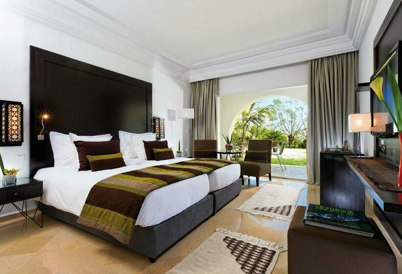 Номер Deluxe Кровать Кинг, Mövenpick Hotel Gammarth Tunis