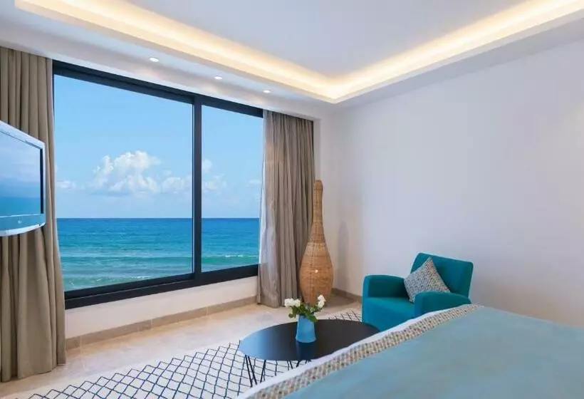اتاق سوپریور با چشم‌انداز دریا, Mövenpick Hotel Gammarth Tunis