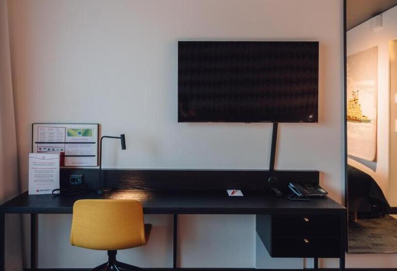 スタンダードトリプルルーム, Original Sokos Hotel Presidentti Helsinki