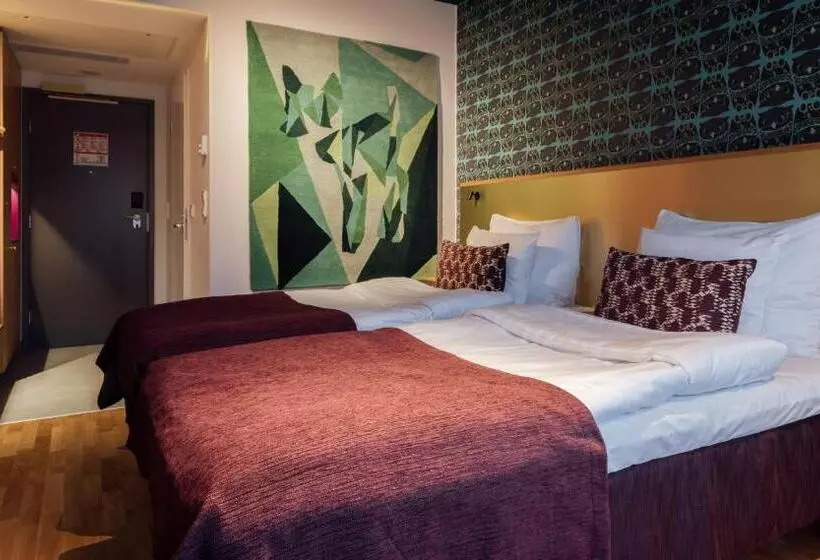 スタンダードトリプルルーム, Original Sokos Hotel Presidentti Helsinki