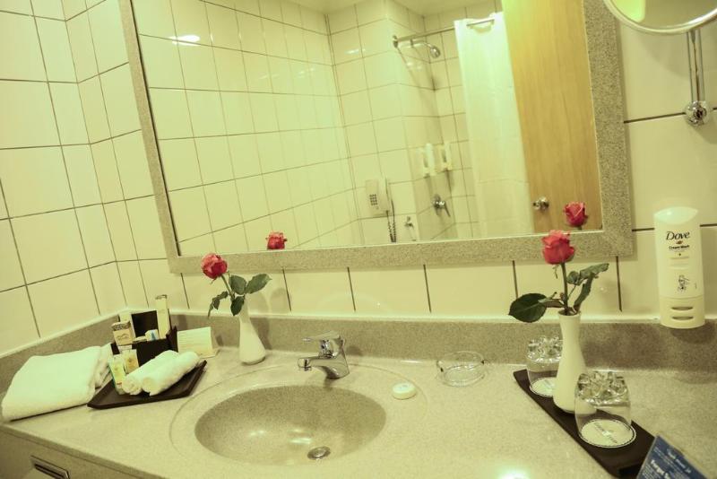 Номер Deluxe, Swiss International Al Hamra  Dammam