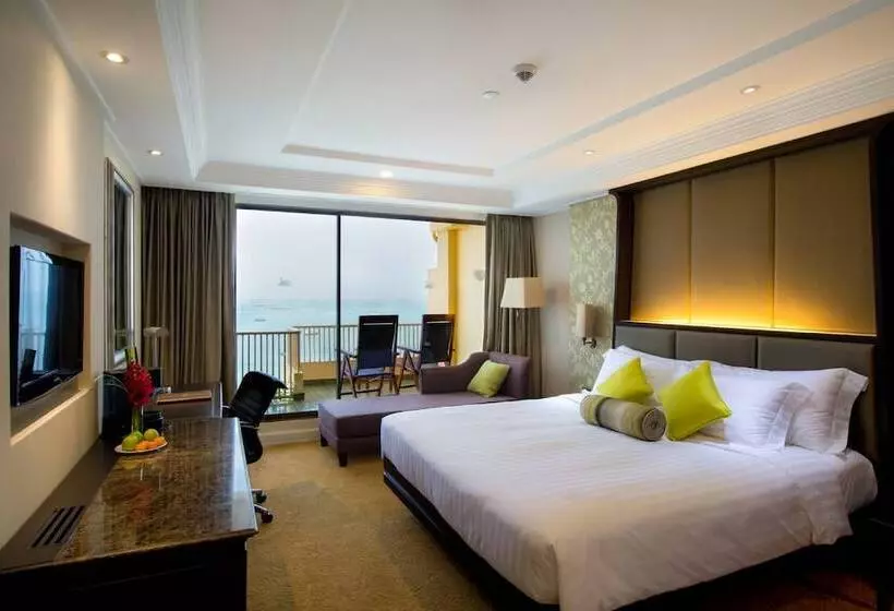 クラブルーム, Dusit Thani Pattaya
