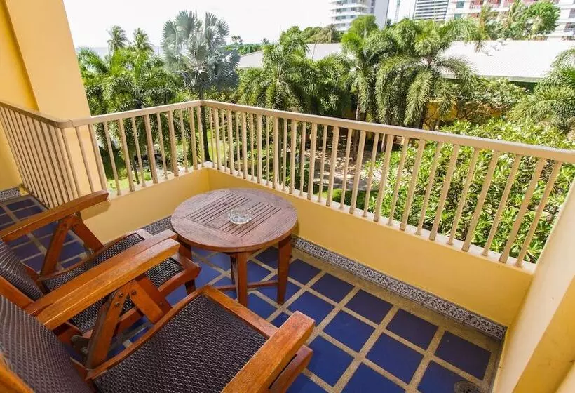 デラックスルーム, Dusit Thani Pattaya