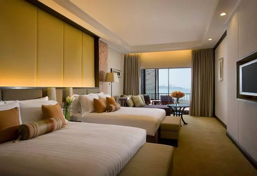 クラブルーム, Dusit Thani Pattaya