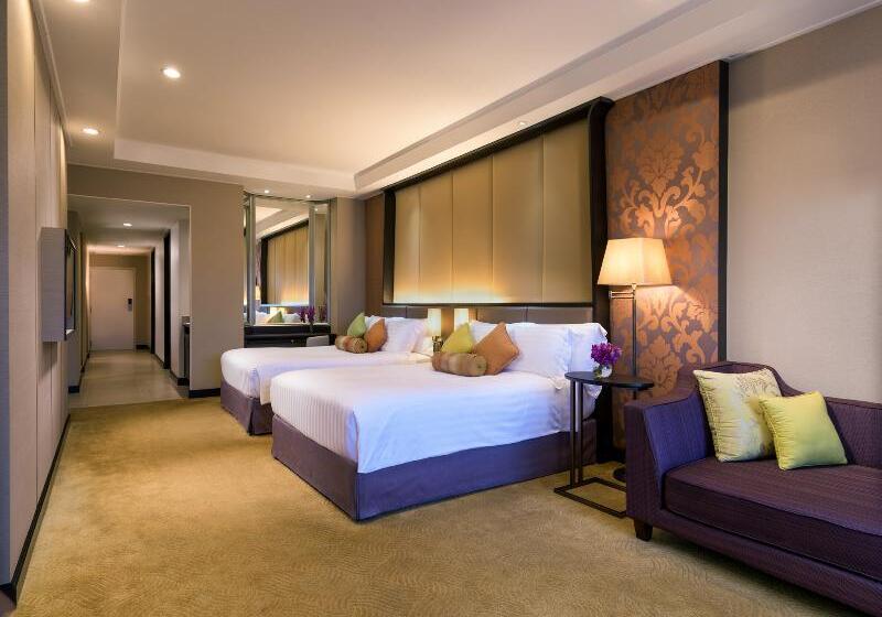 Номер Клуб, Dusit Thani Pattaya