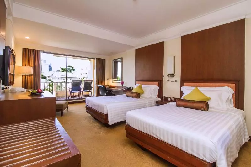 デラックスルーム, Dusit Thani Pattaya