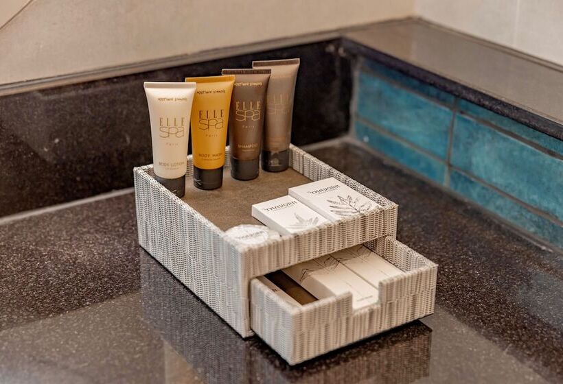 デラックスルーム, Thavorn Palm Beach Resort Phuket