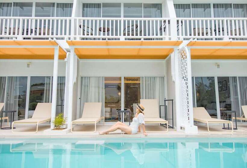 デラックスルーム, Thavorn Palm Beach Resort Phuket