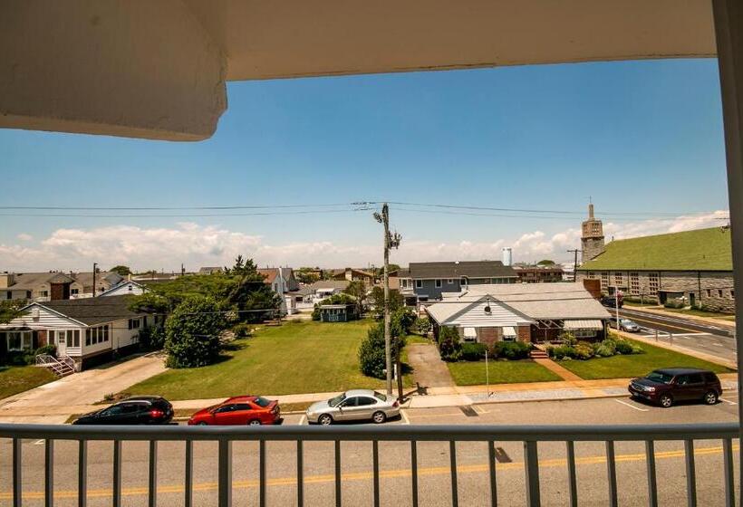 חדר סטנדרט, Admiral Resort Motel