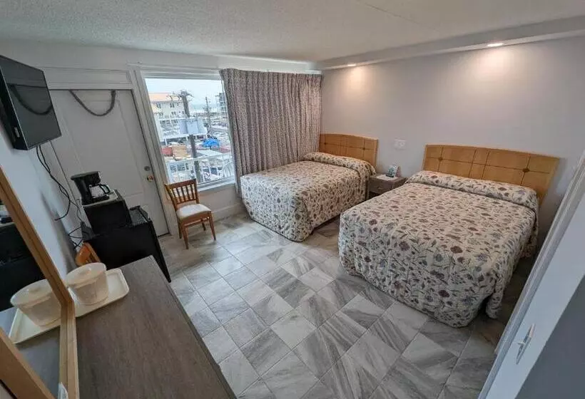 デラックスルーム, Admiral Resort Motel