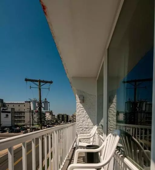 キングサイズベッドのスタンダードルーム, Admiral Resort Motel