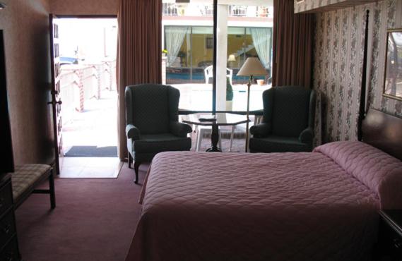 سوییت لوکس, Alamar Resort Inn