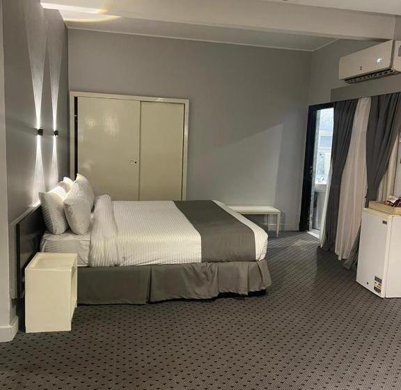 سوییت لوکس, Atlas International Hotels