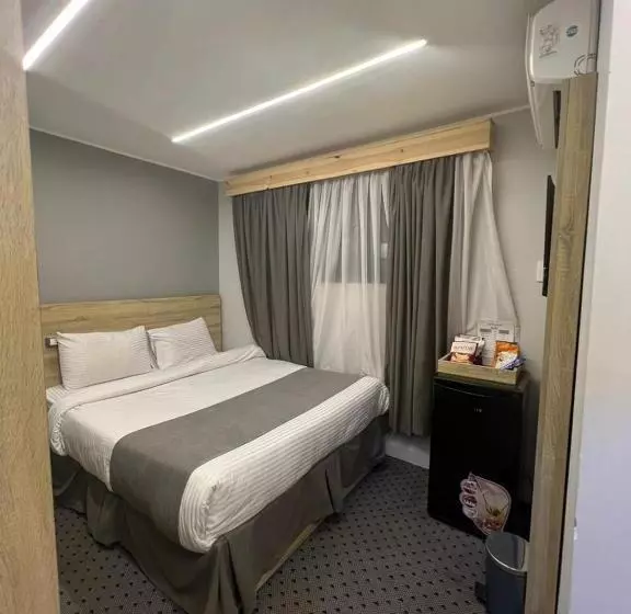 اتاق استاندارد یک نفره, Atlas International Hotels