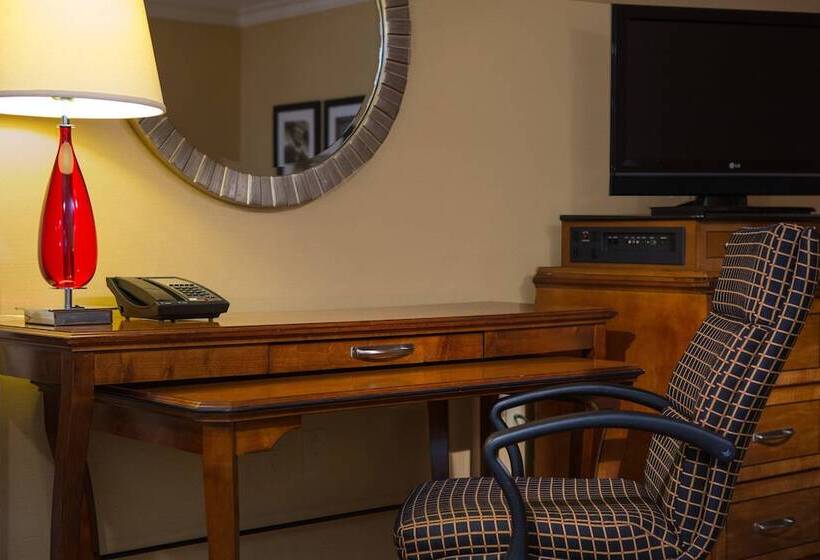 스탠다드 룸 더블 침대 2개, Baltimore Marriott Inner Harbor At Camden Yards
