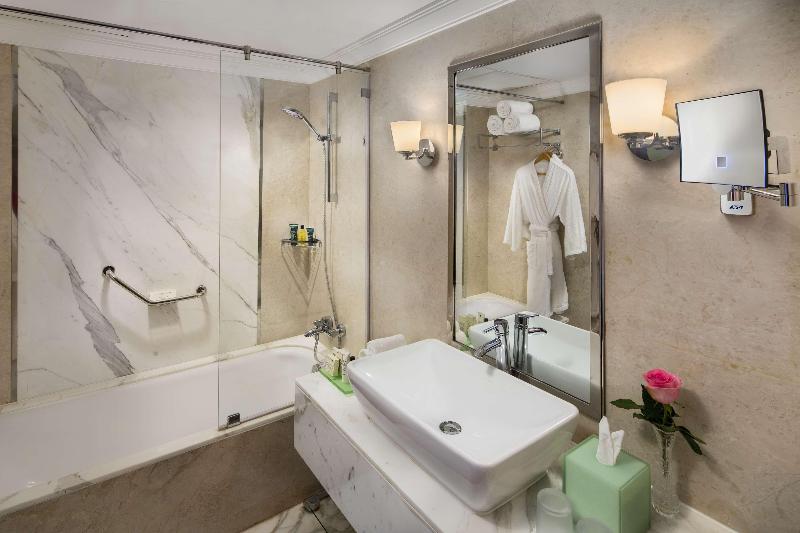 اتاق اجرایی, Hilton Alexandria Corniche