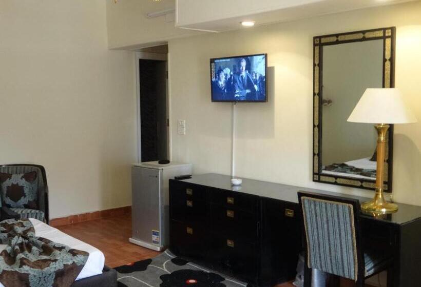 اتاق استاندارد یک نفره, Indiana