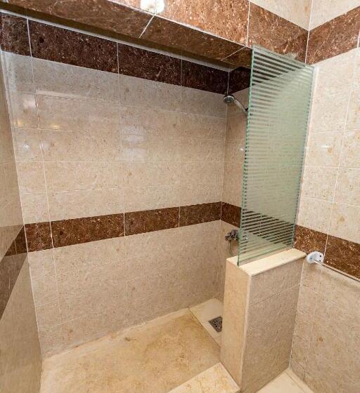 اتاق استاندارد, Noras Beach