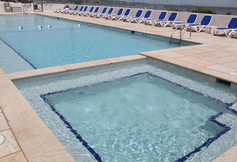 غرفة قياسية مطلّة علي البحر, Ocean House Hotel At Bass Rocks