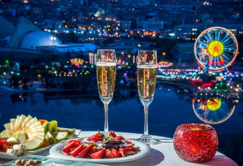 Junior Suite Vista Cidade, Radisson Blu  Ankara