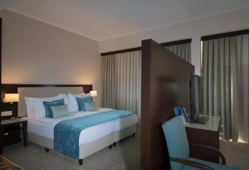 Junior Suite Vista Ciudad, Radisson Blu  Ankara