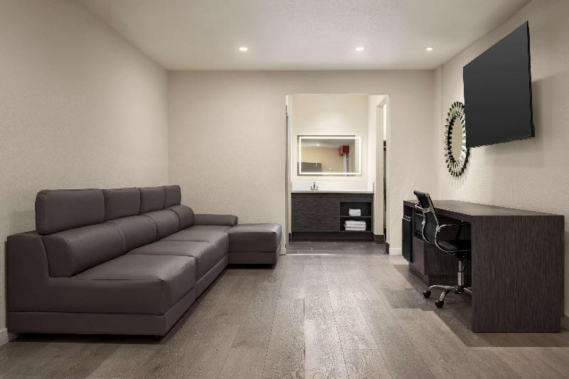 带2个卧室的套房, Ramada By Wyndham Anaheim Convention Center