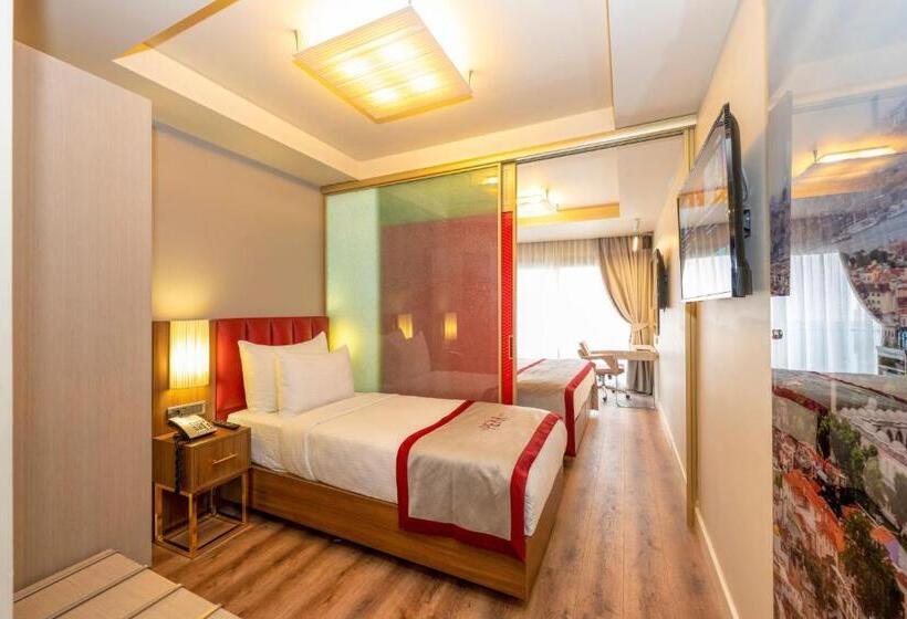 3 Bedroom Suite, Ramada By Wyndham Istanbul Pera