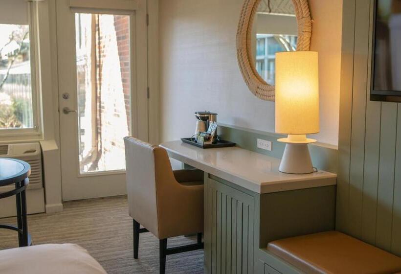 キングサイズベッドのスタンダードルーム, The Abbey Resort